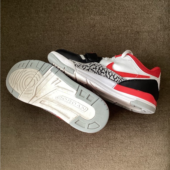 Nike Jordan Legacy 312 Low - Picture 4 of 4